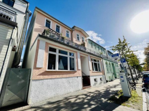Ankerplatz in zentraler Lage, Warnemünde